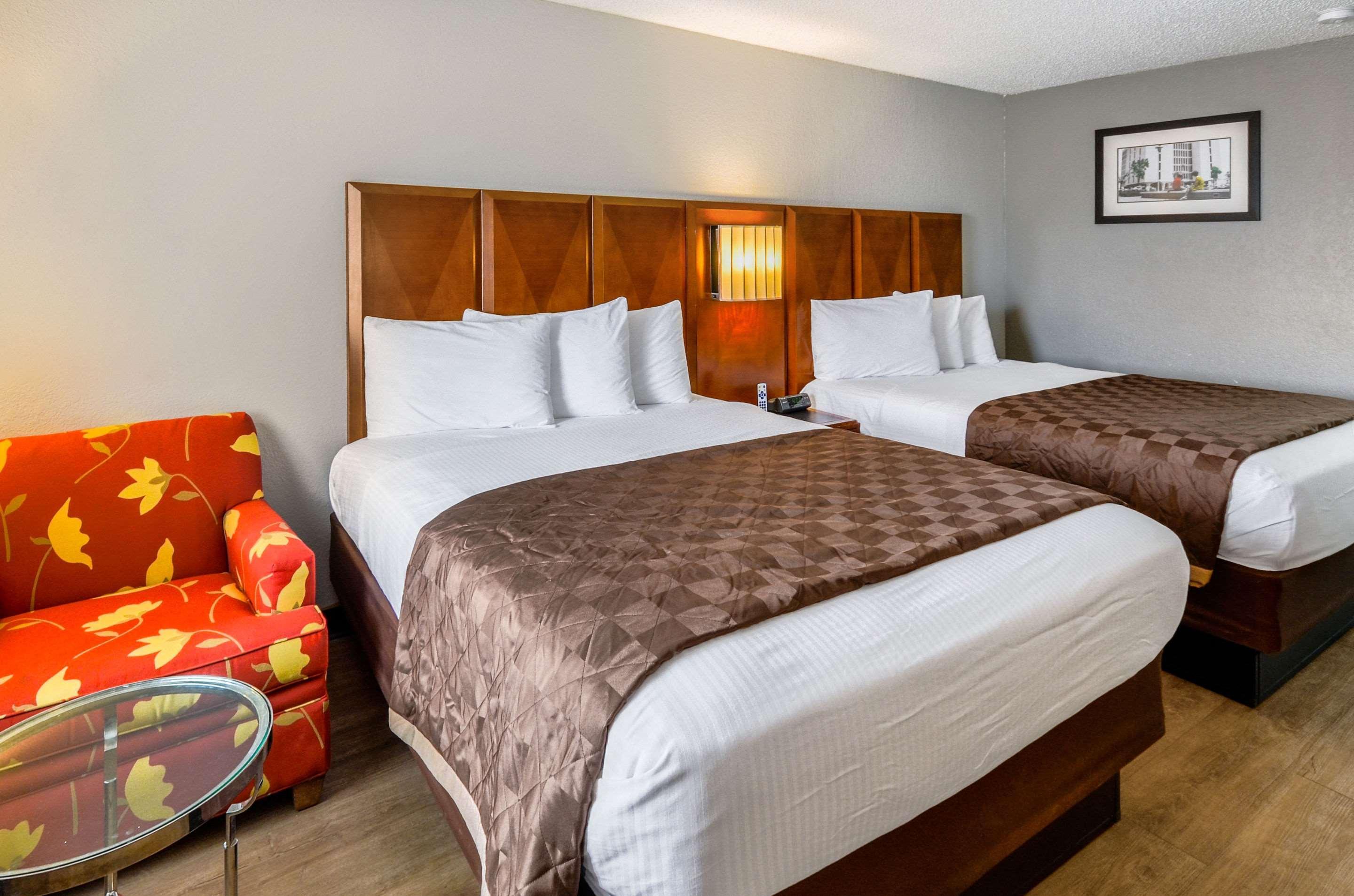 Rodeway Inn North Charleston - Ashley Phosphate Экстерьер фото
