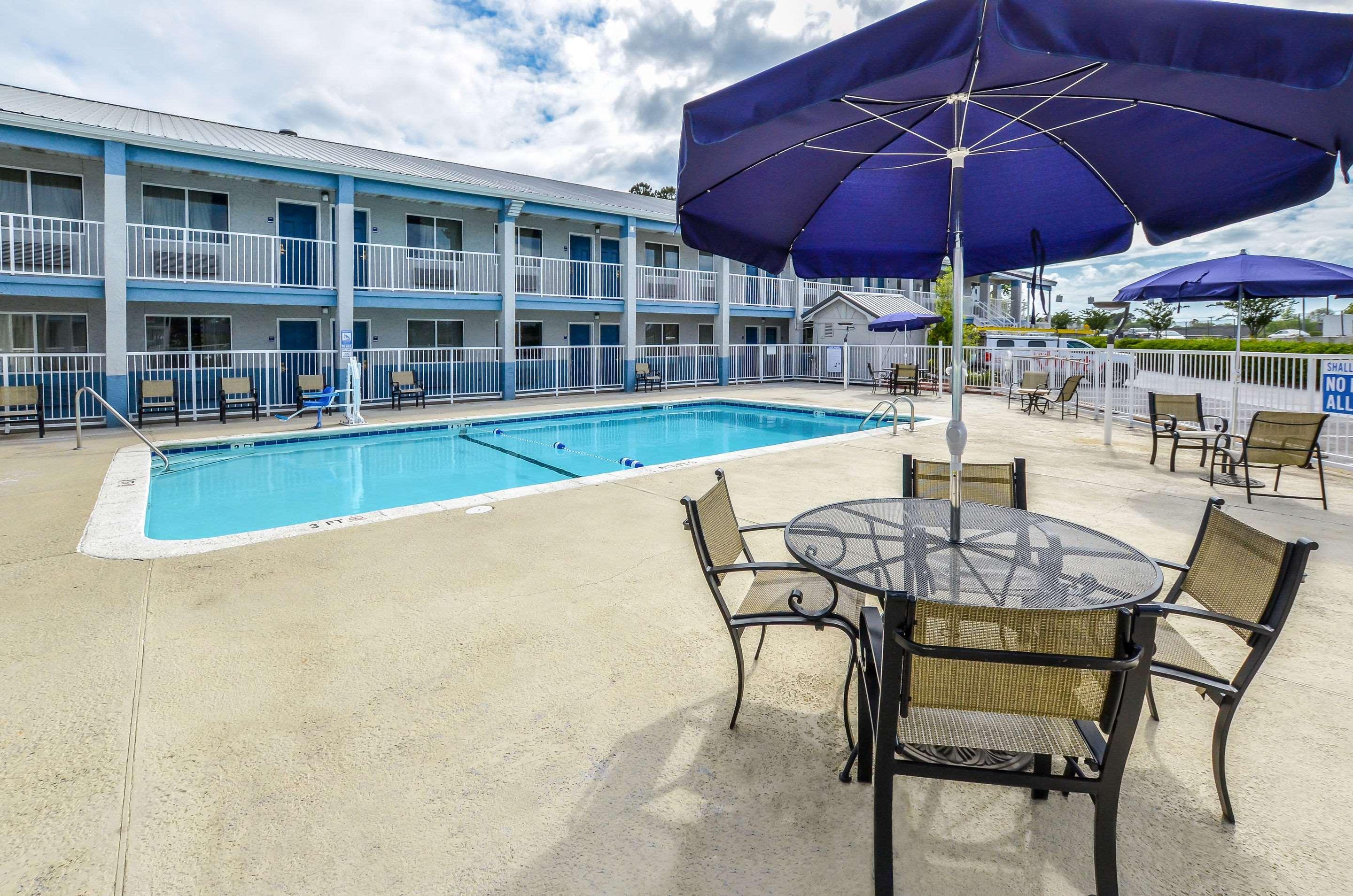 Rodeway Inn North Charleston - Ashley Phosphate Экстерьер фото