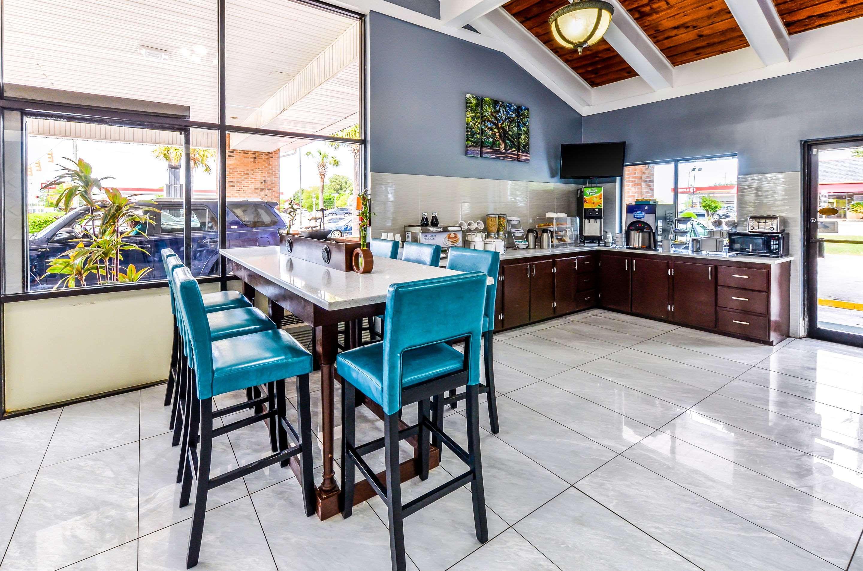 Rodeway Inn North Charleston - Ashley Phosphate Экстерьер фото