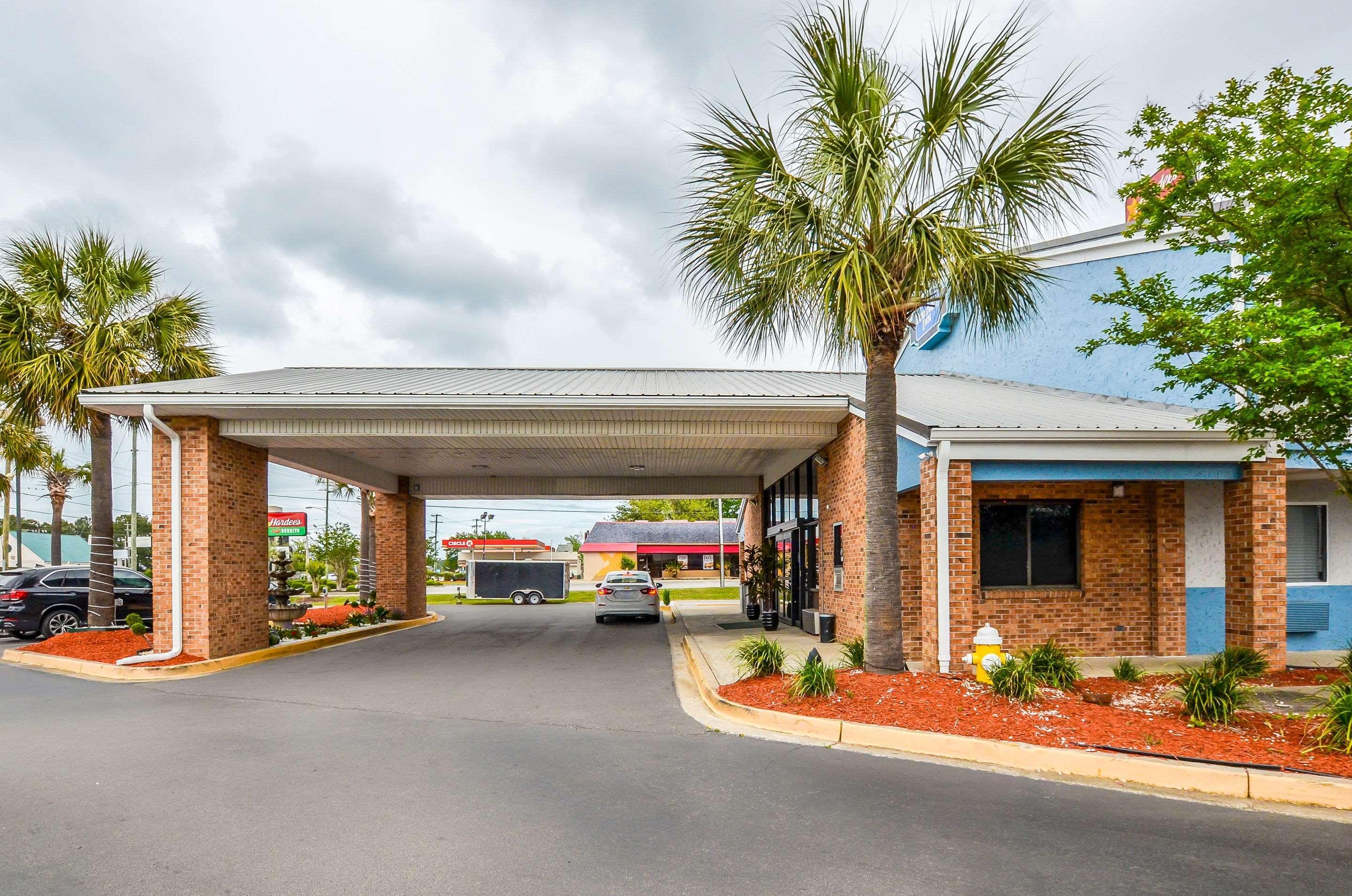 Rodeway Inn North Charleston - Ashley Phosphate Экстерьер фото