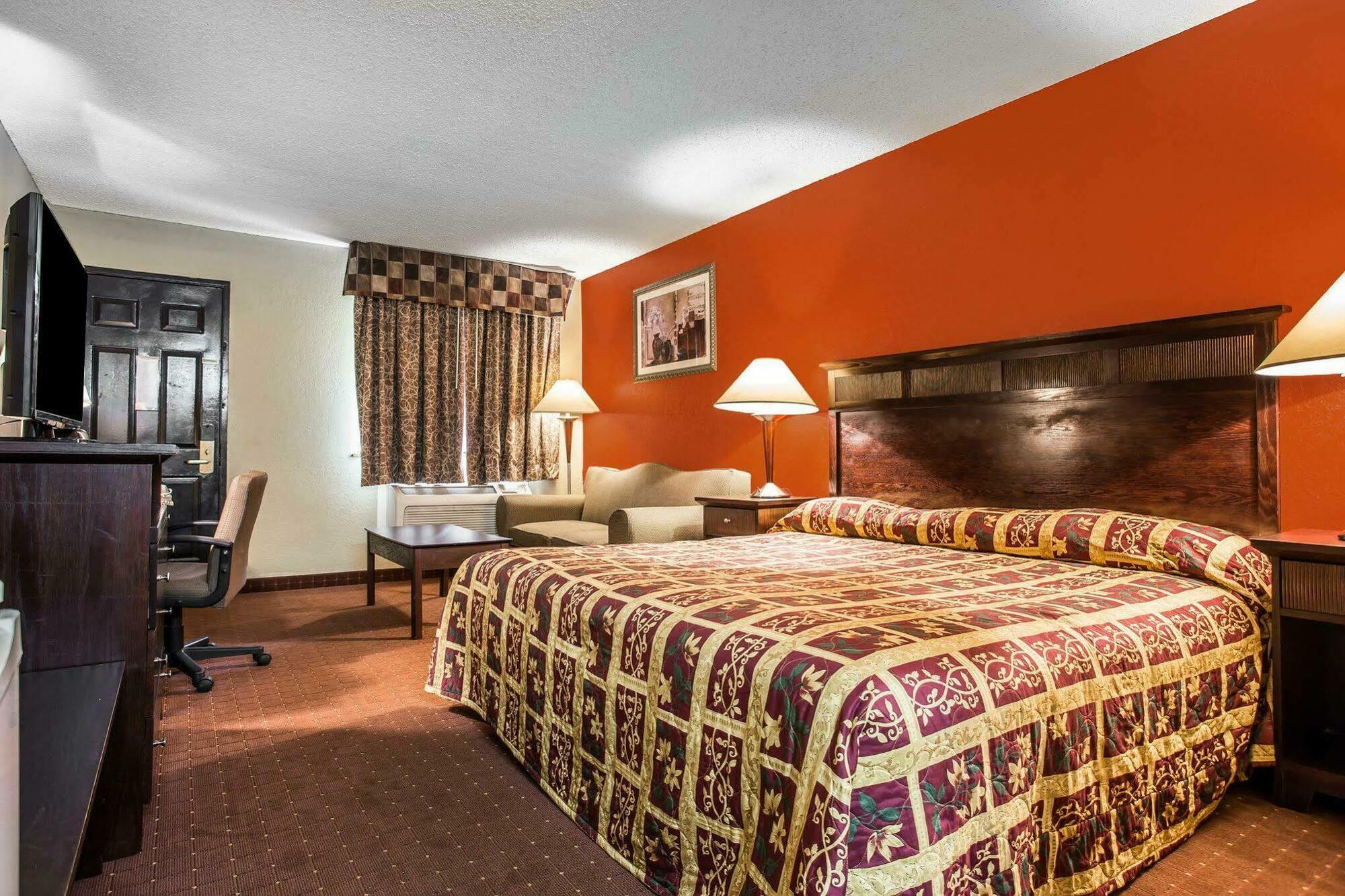 Rodeway Inn North Charleston - Ashley Phosphate Экстерьер фото